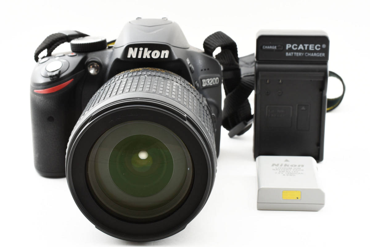 ■ 美品 ■ ニコン　Nikon D3200 + 18-105mm F3.5-5.6G 【ショット数：6221】#2974Y6JN15-8_画像1