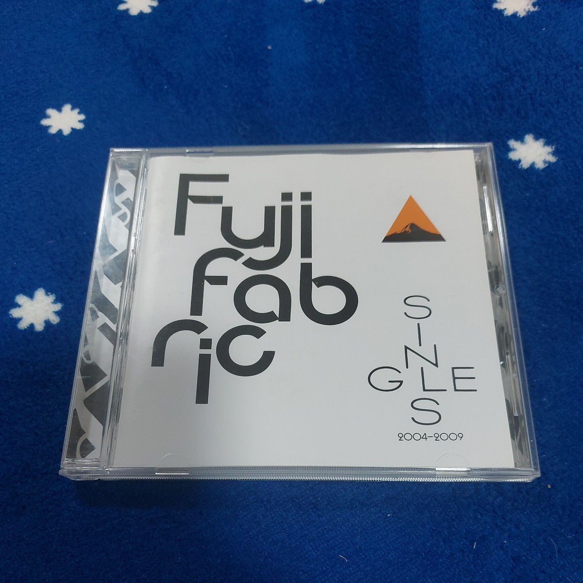 フジファブリック SINGLES 2004-2009 ベスト アルバム CD 即決価格 11曲収録 若者のすべて 通常盤 Fujifabric の画像1