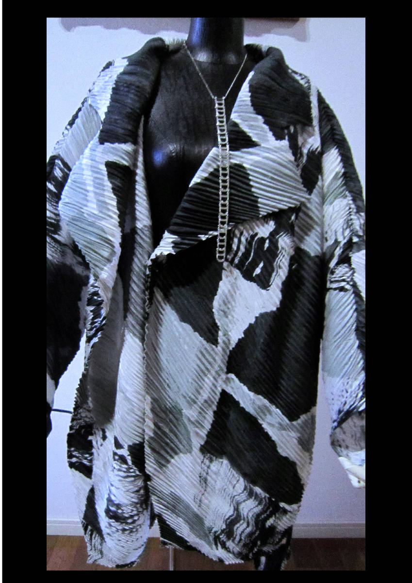 ★未使用ISSEYMIYAKE2013SSテーマFlapping Colorsコレクション総プリーツコートタグ釦有★meプリーツプリーズHaaT 1325 A-POC ABLE　　_画像8