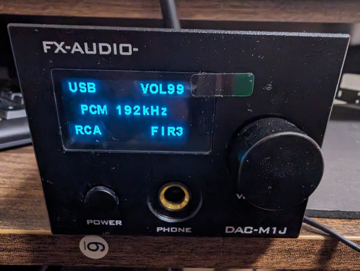 FX-AUDIO DAC-M1J XMOS XU208 ＆ ES9038Q2M DSD 512 / PCM 768kHz 32bit DAC・プリアンプ ヘッドフォンアンプ 美品中古 ACアダプタ付属_画像1