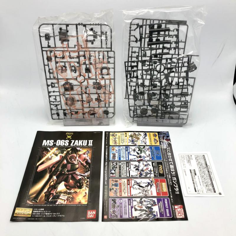バンダイ MG 1/100 シャア専用ザク Ver.2.0 クリアVer. 未組立品 バンダイ MG 1/100 シャア専用ザク Ver.2.0 クリアVer. 未組立品