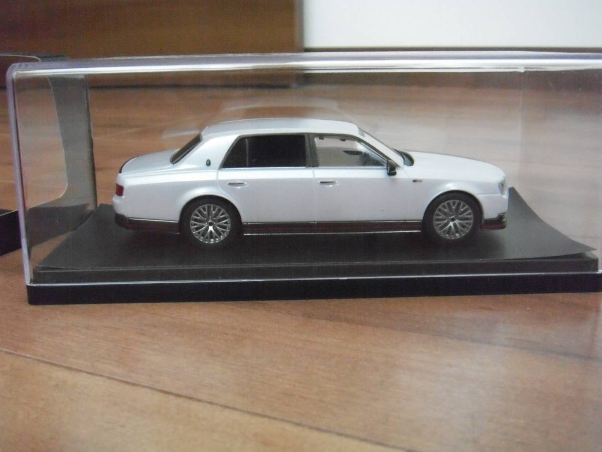 トヨタ　センチュリー　GRMN　ミニカー　白　ホワイト　TOYOTA　CENTURY_画像5