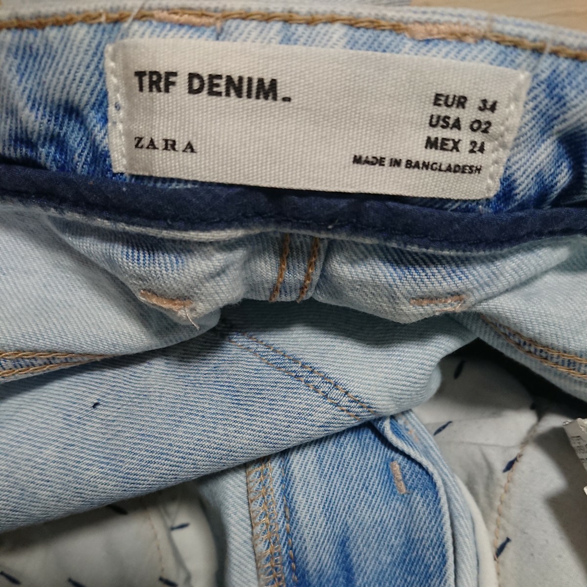 ZARA ザラ TRF DENIM ボトムス ジーンズ デニムパンツ インディゴ ライト ブルー クラッシュ ダメージ加工 USA 02 大きめ 人気 定番 _画像5