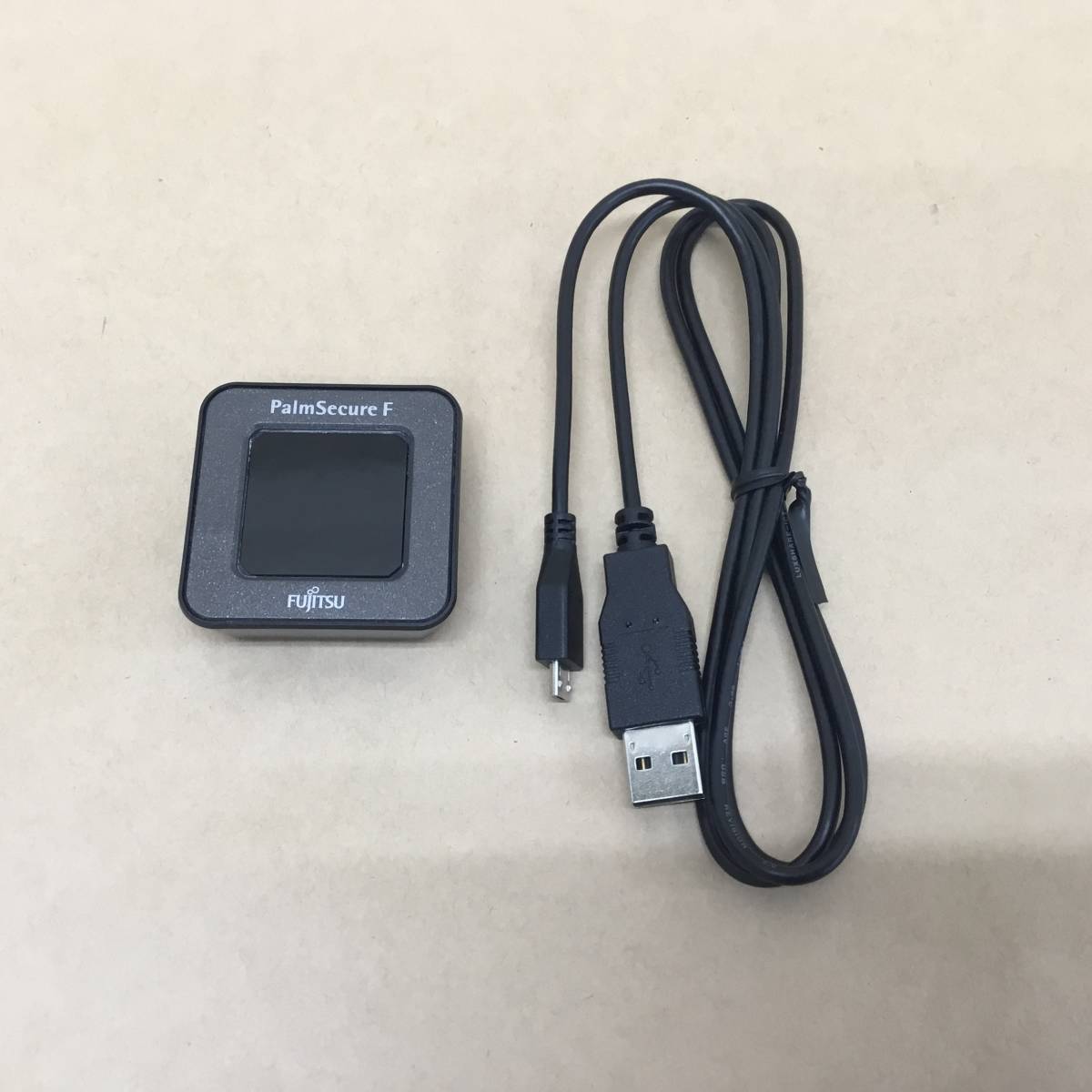 【2312267813-6】 FUJITSU 手のひら静脈認証 PalmSecure-F Light スタンダード FAT13FLD01 USB2.0