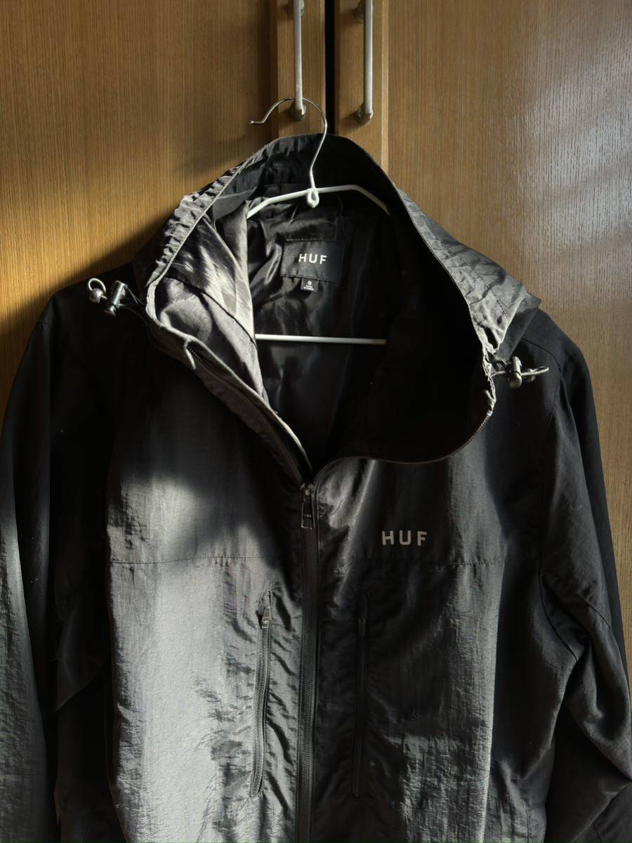 必見！売り切り！難アリHUF ジャケット ESSENTIALS ZIP STANDARD SHELL JACKET ナイロンジャケット マウンテンパーカー シェルジャケットS_画像3