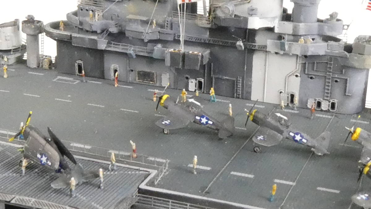 USS バンカーヒル　空母　精密完成品　１/７００ ドランゴン社製　Banker Hill 新品_画像8