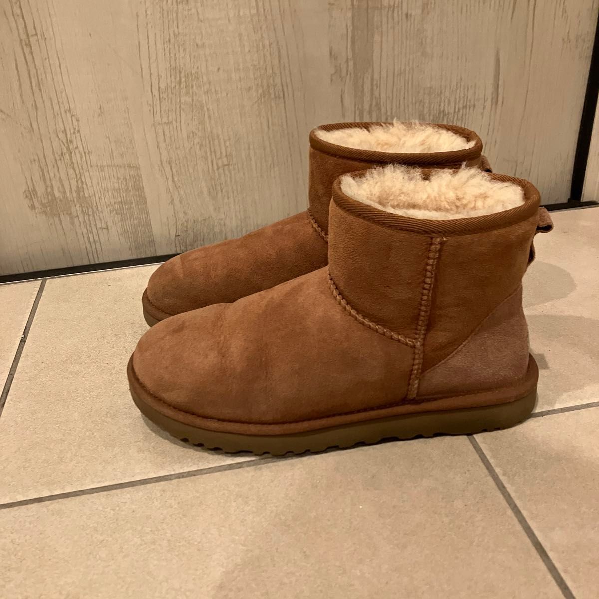 UGG クラシックミニ