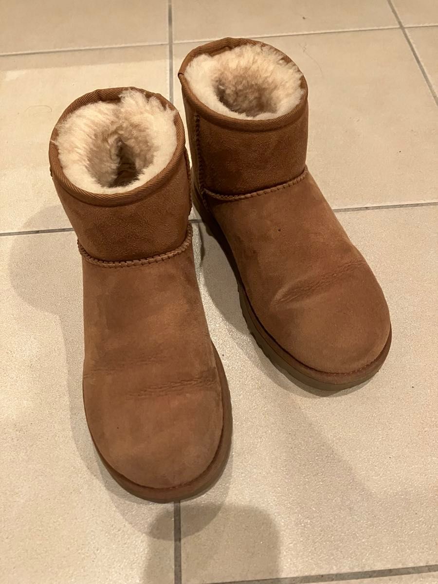 UGG クラシックミニ