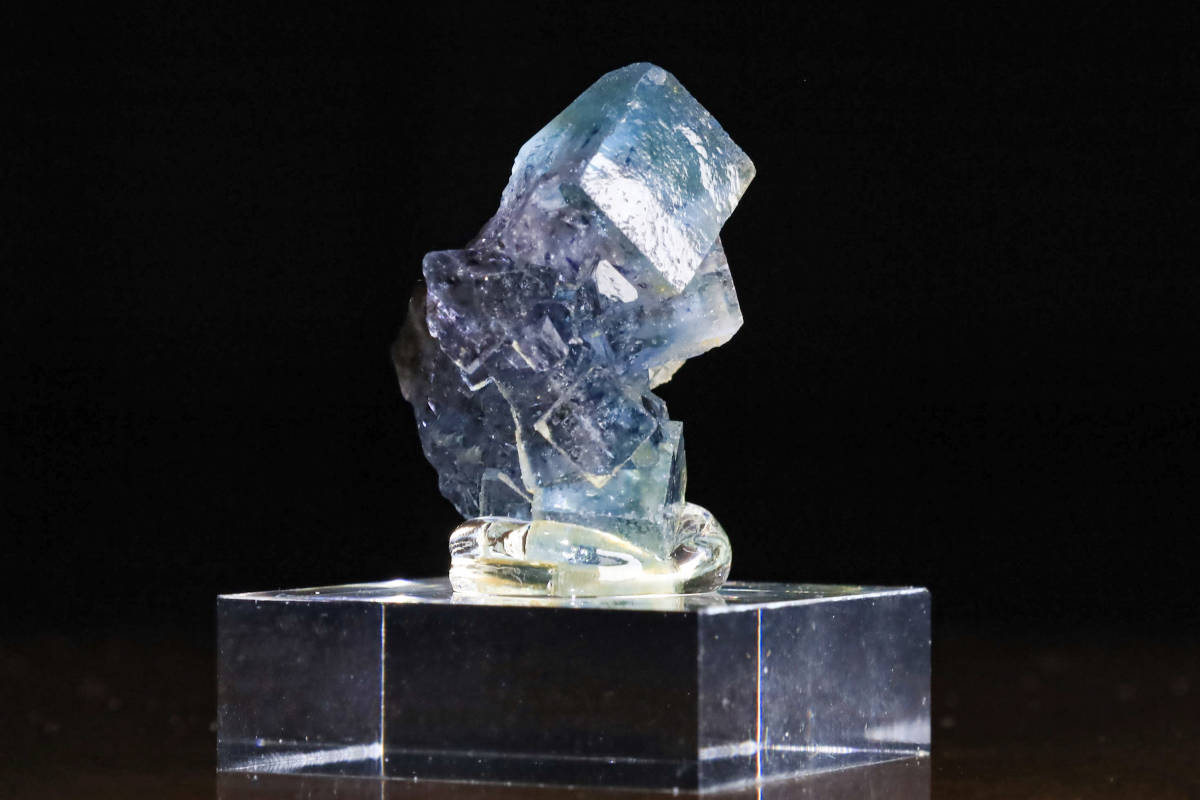 超綺麗なブルーのゾーニング 透明感ある 天然 フローライト キュービッククラスター 10g 天然石 結晶 鉱物 標本 コレクション｜中国_画像4