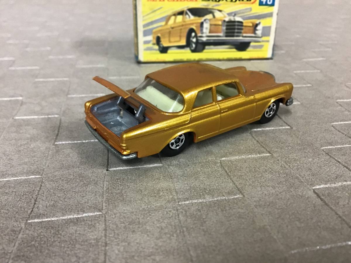 m46】 MATCHBOX マッチボックス No.46 MERCEDES 300SE メルセデスベンツ ミニカー 当時物 レトロ 昭和レトロ レア物 希少 ヴィンテージ_画像4