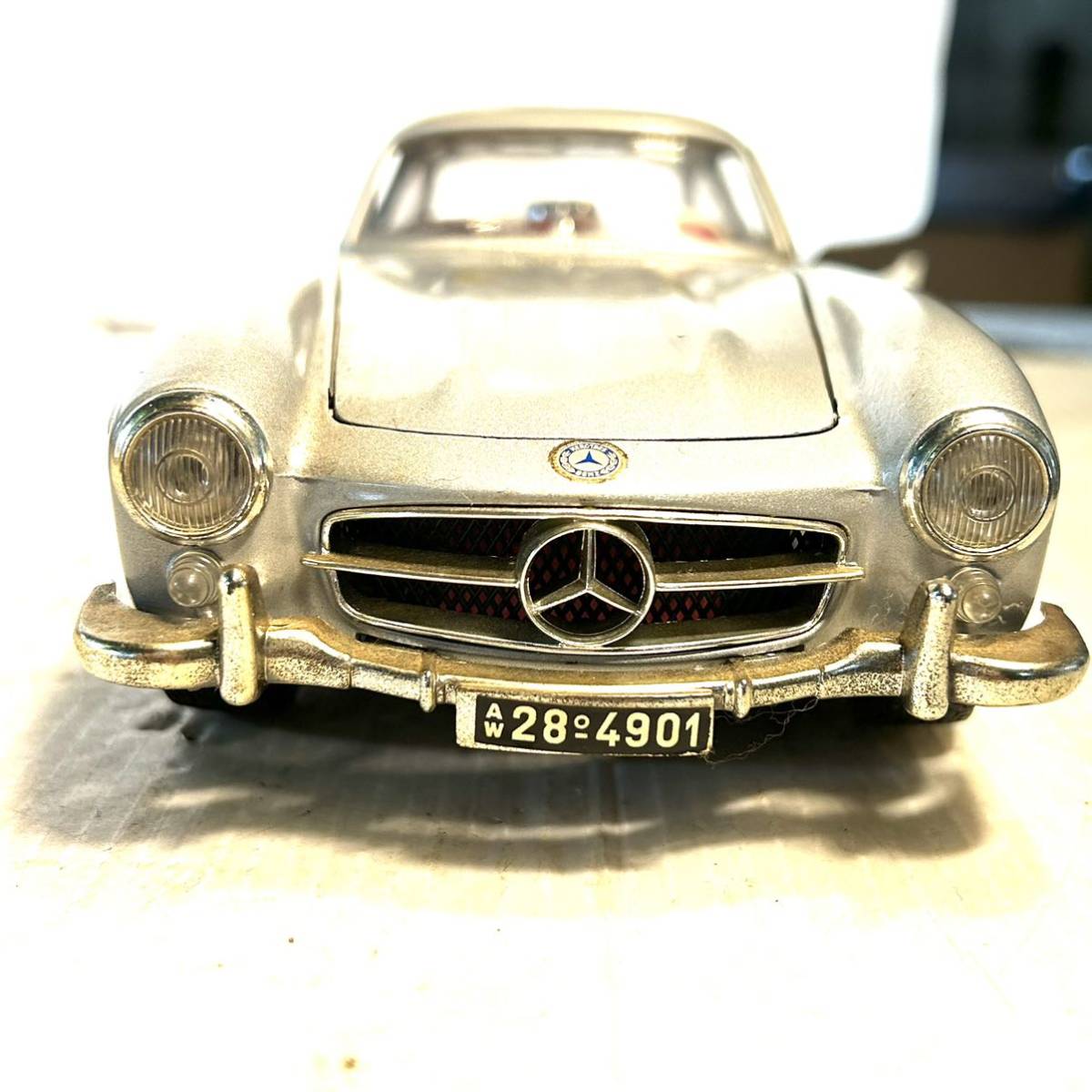 Bburago ブラーゴ 1/18 メルセデスベンツ 300SL ミニカー (B2683)_画像3