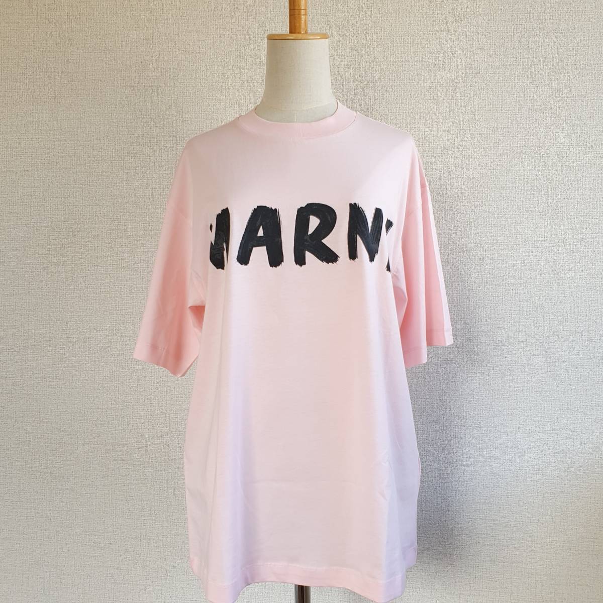 【【新品・未使用】MARNI KIDS ロゴプリントコットンTシャツ　ピンク　IT36　THJET49EPHUSCS11 LOC13_画像1