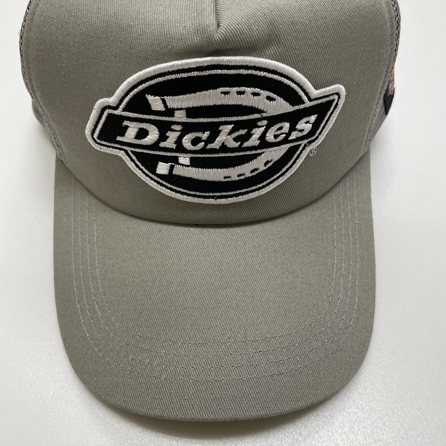 未使用品 Dickies グレー メッシュキャップ アメカジ メンズ レディース カジュアルアウトドア キャンプ バイク ロゴ刺繍タグ ディッキーズ_画像3