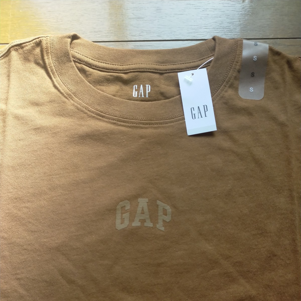 GAP ギャップ ロゴ 長袖Tシャツ ブラウン Sサイズ 定価3490円 長袖 ロンT Tシャツ 茶色 y9738-1-HZ8_画像2
