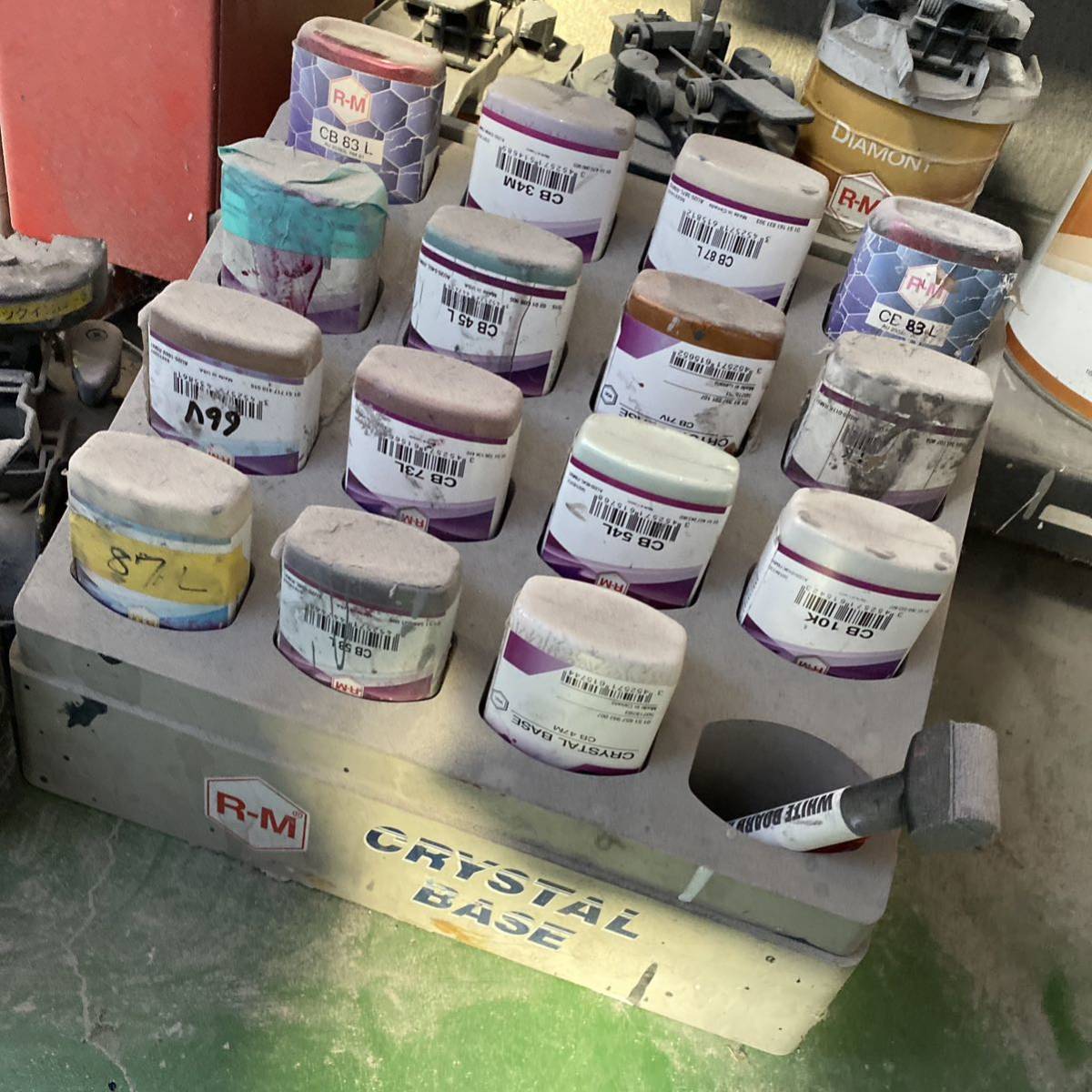 RM paints automobile painting automobile sheet metal painting mixing machine pearl base painting out . series paints sheet metal painting metal plate painting pearl base RM