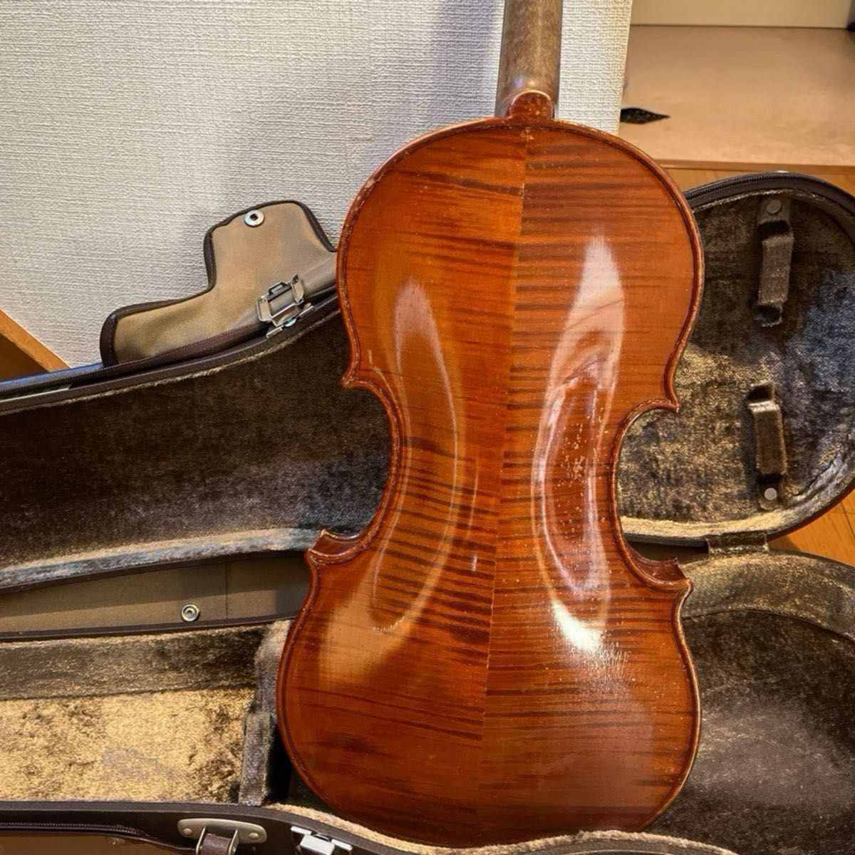 カールヘフナー KARL HOFNER バイオリン4/4 4桁シリアル|Yahoo カールヘフナー KARL HOFNER バイオリン4/4 4桁シリアル|Yahoo