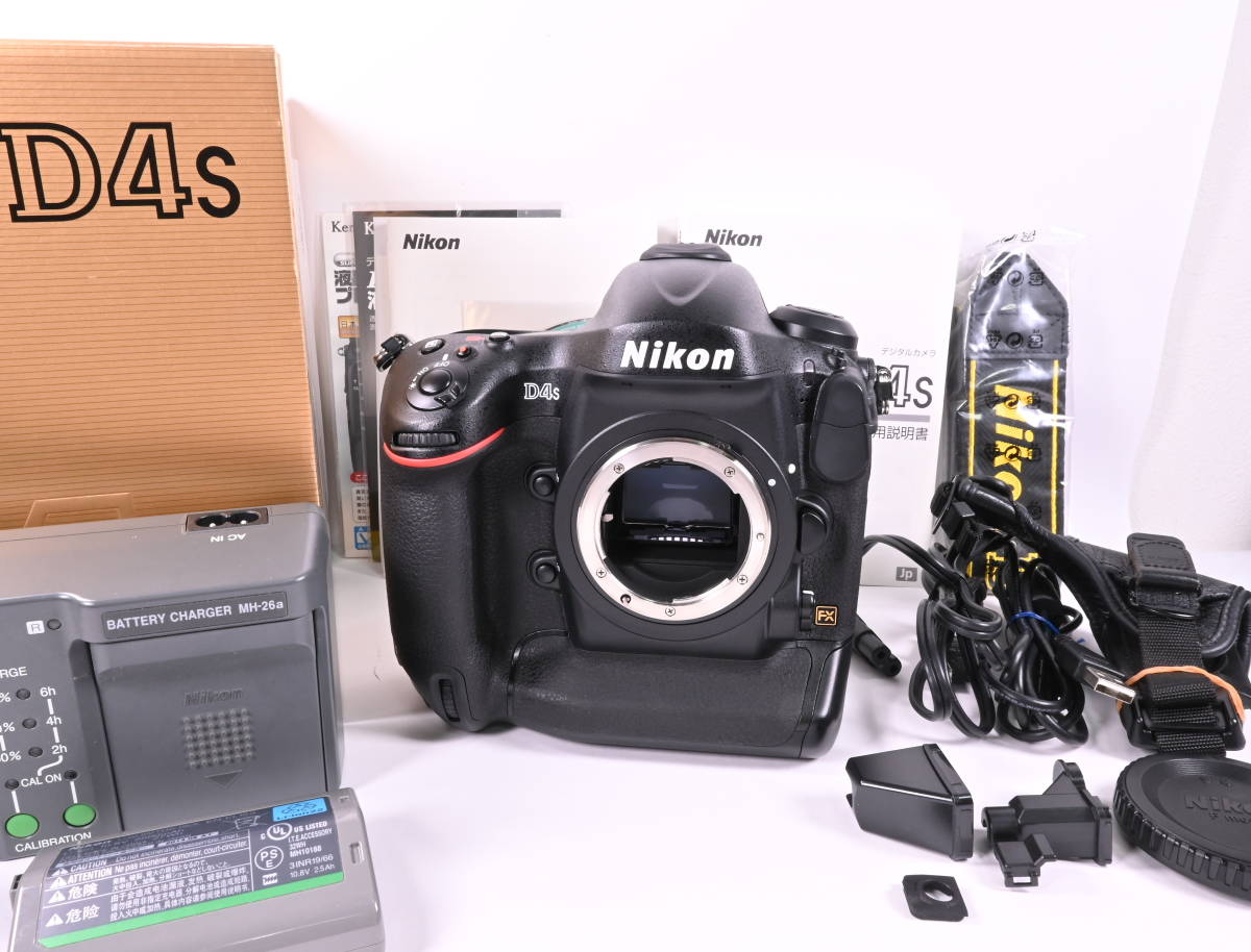 美品 ニコン Nikon D4S デジタル一眼 カメラ シャッター15000以下 管理番号：A269