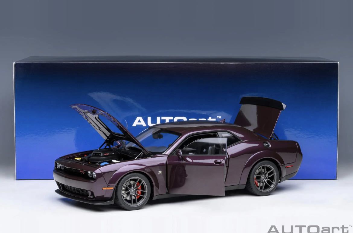 1/18モデル Autart-dodge cadillac r/t scat pack carスポーツカー2022（purple）