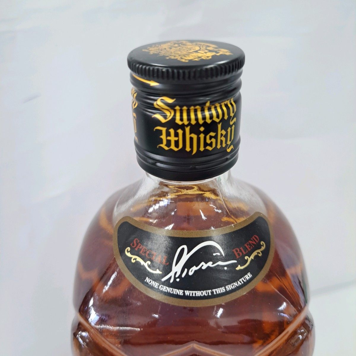 サントリー SUNTORY 角 黒ラベル ウイスキー 黒角 角瓶 700ml 終 サントリー SUNTORY 角 黒ラベル ウイスキー 黒角 角瓶 700ml 終
