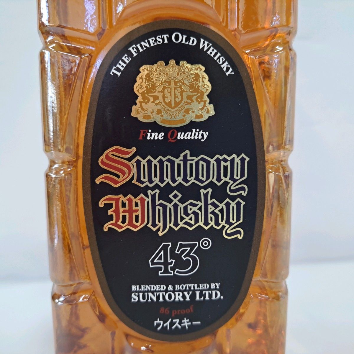 サントリー SUNTORY 角 黒ラベル ウイスキー 黒角 角瓶 700ml 終 サントリー SUNTORY 角 黒ラベル ウイスキー 黒角 角瓶 700ml 終