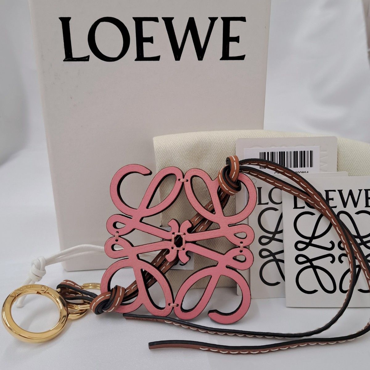 ロエベ LOEWE アナグラム バックチャーム キーリング チャーム ロエベ LOEWE アナグラム バックチャーム キーリング チャーム