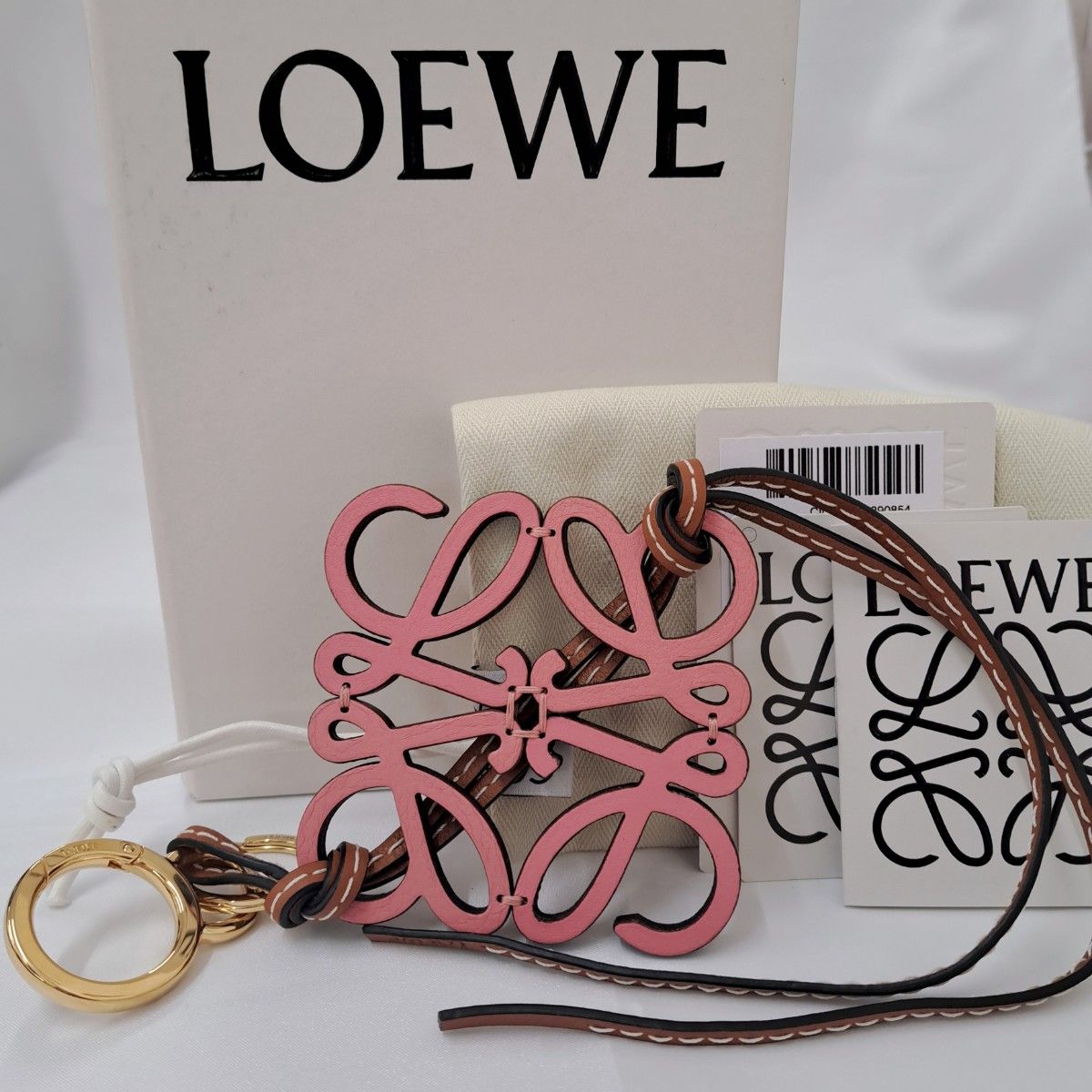 ロエベ　LOEWE　アナグラム　 バックチャーム キーリング チャーム　CANDY キャンディ　ピンク　チャーム