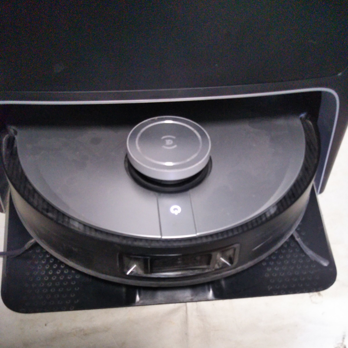 送料無料(棚M3353)床掃除ロボット ECOVACS エコバックス ディー 送料無料(棚M3353)床掃除ロボット ECOVACS エコバックス ディー