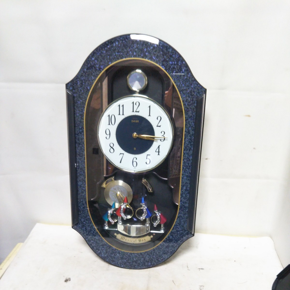 送料無料(TVM2973)SEIKO ENBLEM HS348Z セイコー 掛け時計 送料無料(TVM2973)SEIKO ENBLEM HS348Z セイコー 掛け時計