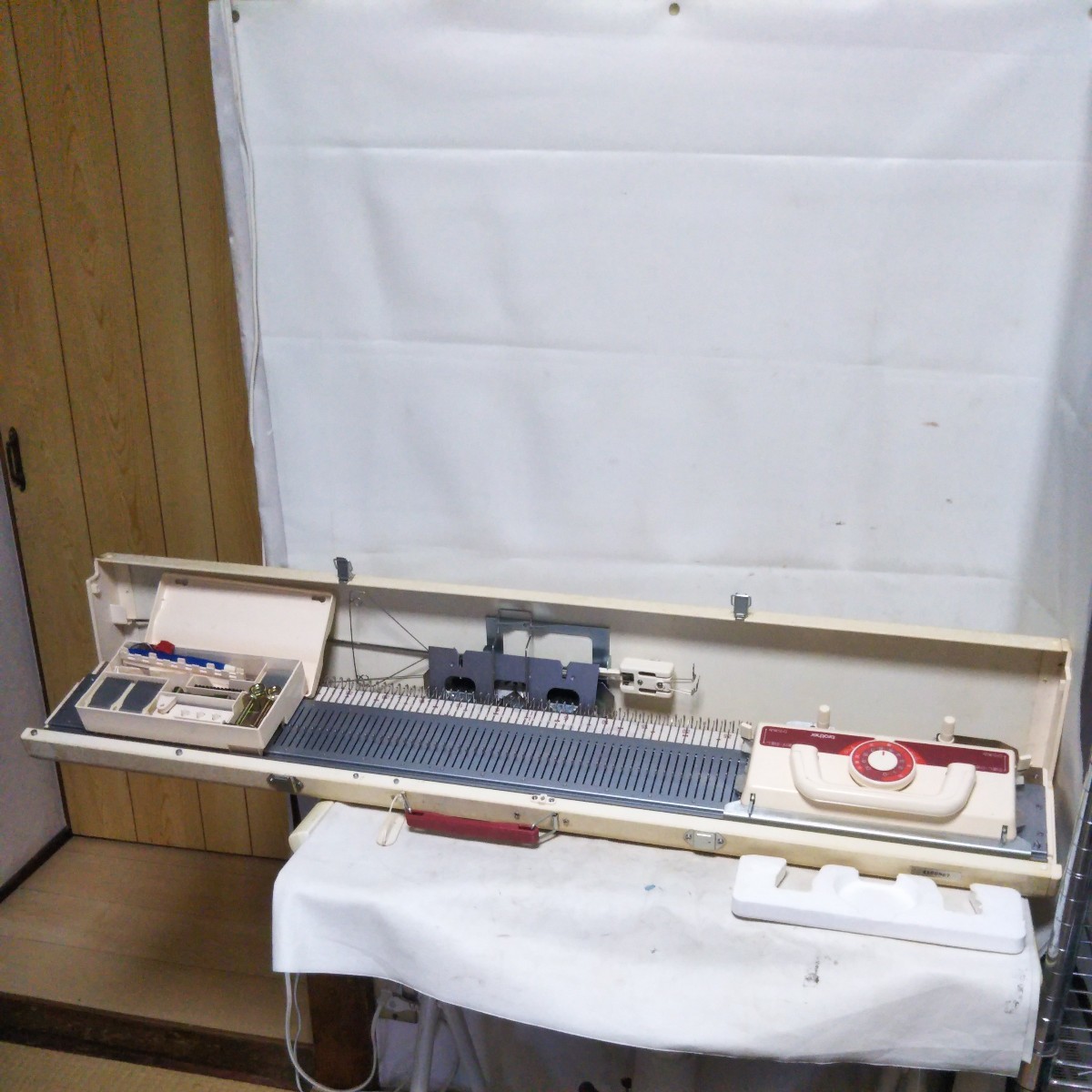 送料無料(1M8)brother ブラザー 太糸編み機 KH230 KH-230 送料無料(1M8)brother ブラザー 太糸編み機 KH230 KH-230