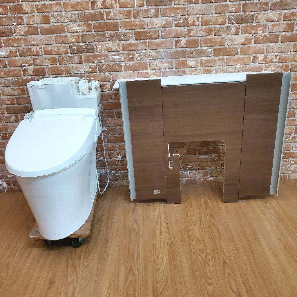 *23R173 LIXIL リクシル トイレセット キャビネット付 DF-H15QS4 *23R173 LIXIL リクシル トイレセット キャビネット付 DF-H15QS4