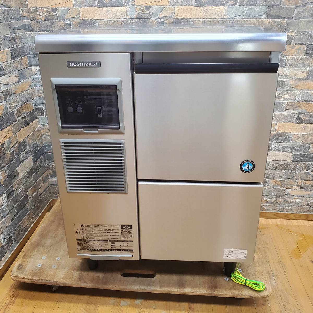 ★☆l074 HOSHIZAKI ホシザキ 全自動製氷機 CM-100K 100V 2019年製 チップアイス 業務用 厨房 飲食店 美品 動作確認済み♪☆★