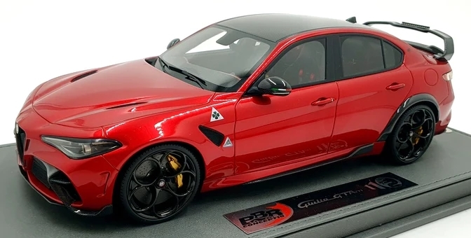 BBR 1/18 Alfa Romeo Giulia GTAM Rosso GTA - Met Red gold brakes　アルファロメオ　ジュリア　C1852