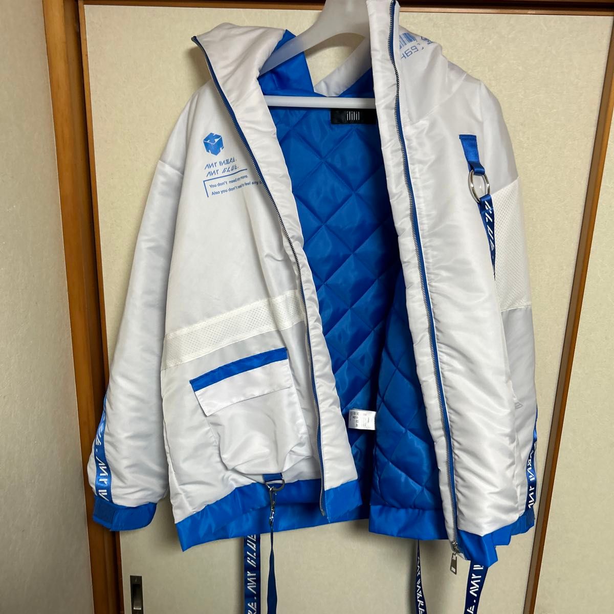 ililil 真白K大コラボパーカー(サイズフリー タペストリー付き ililil 真白K大コラボパーカー(サイズフリー タペストリー付き