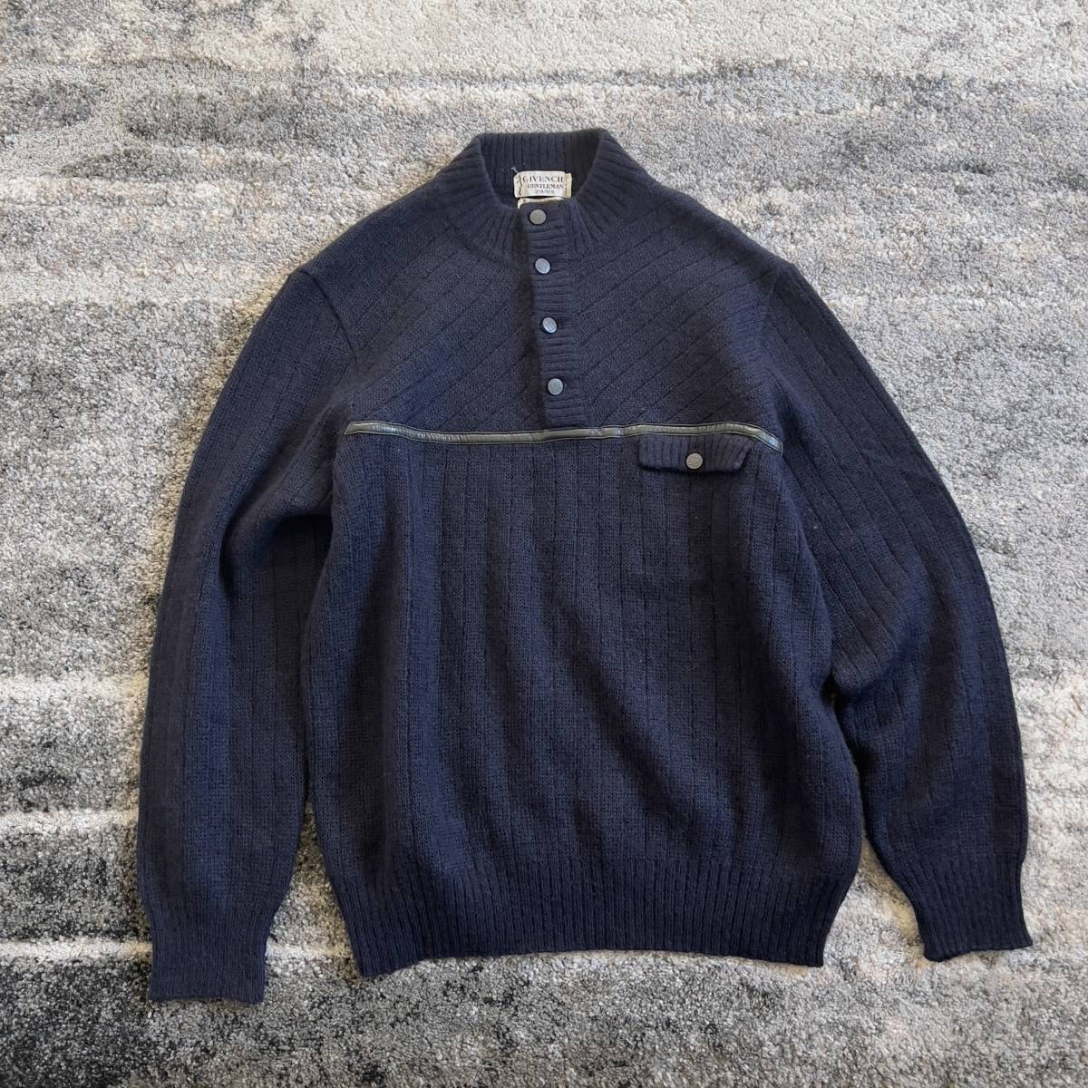 ◆OLD GIVENCHY ヴィンテージ ジバンシー MOHAIR モヘア65％ セーター 4Gロゴ柄レザーボタン ニット knit メンズ ジバンシィ ネイビー