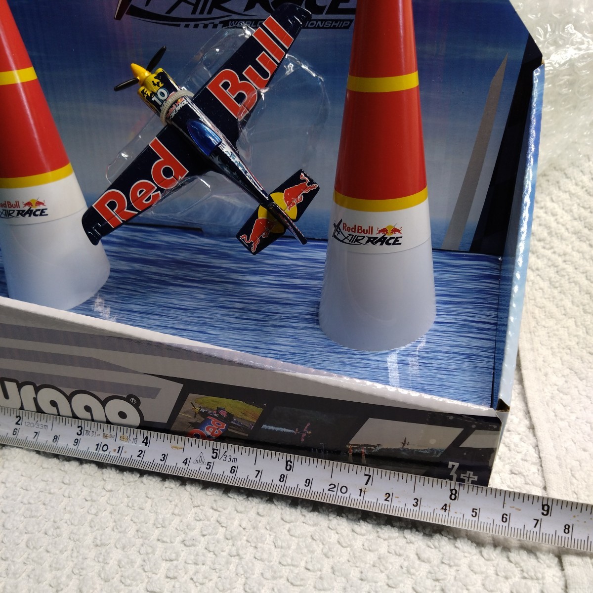 Red Bull Air Race Pylons Airplane Model Diecast Set 1/100 Scale Bburago Damaged レッドブル ブラーゴ エアーレースの画像9