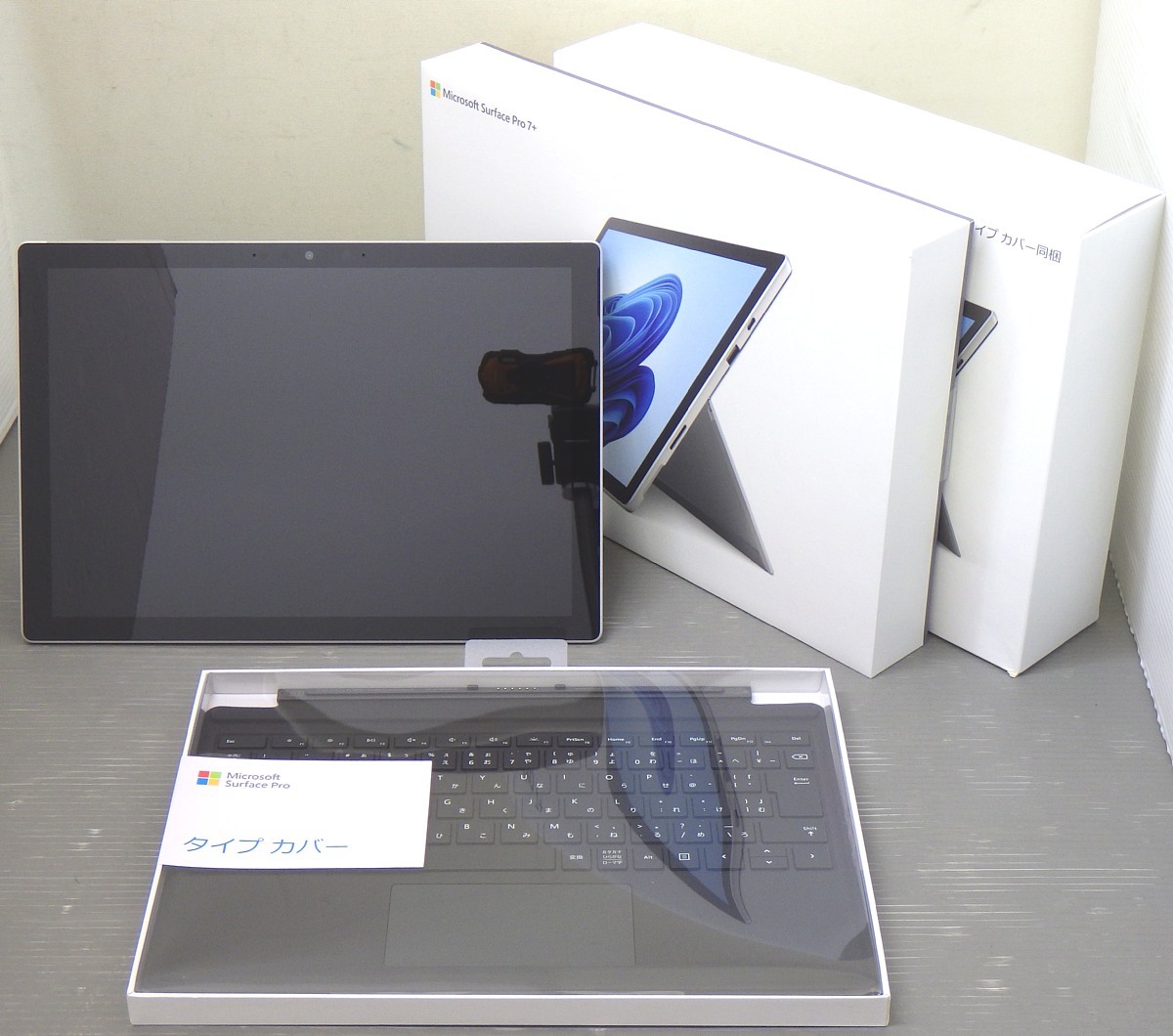 使用ほぼ無し オフィス有 マイクロソフト Microsoft Surface Pro 7+ タイプカバー付 282-00004 win11 Core i5-1135G7 MEM8GB SSD128GB used_画像1