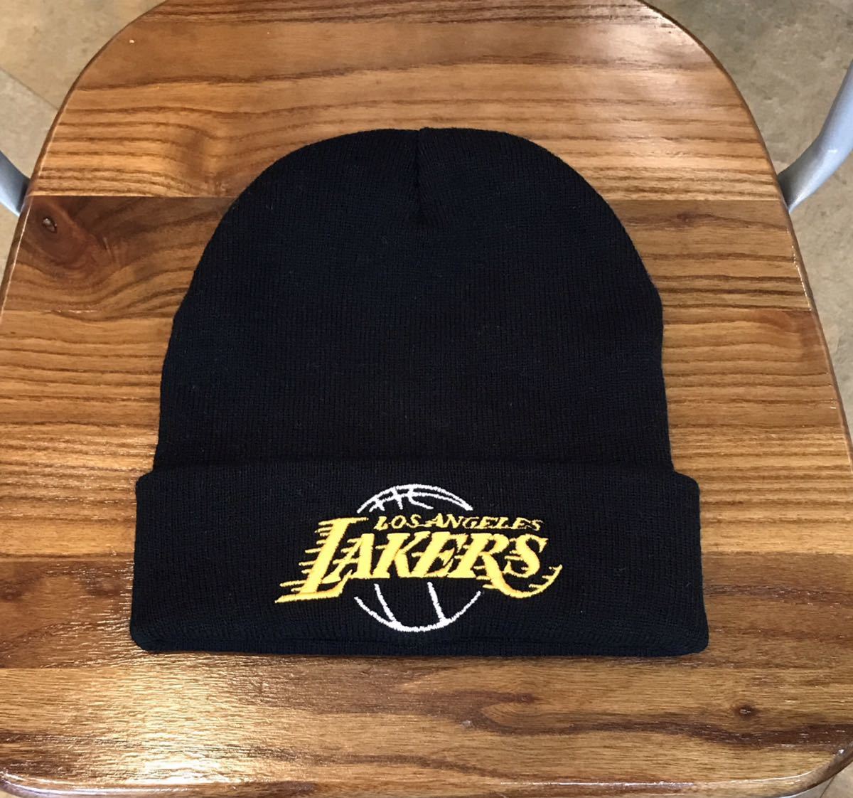 LOS ANGELES／LAKERS／ニットキャップ／ブラック／ADULTフリーサイズ_画像1