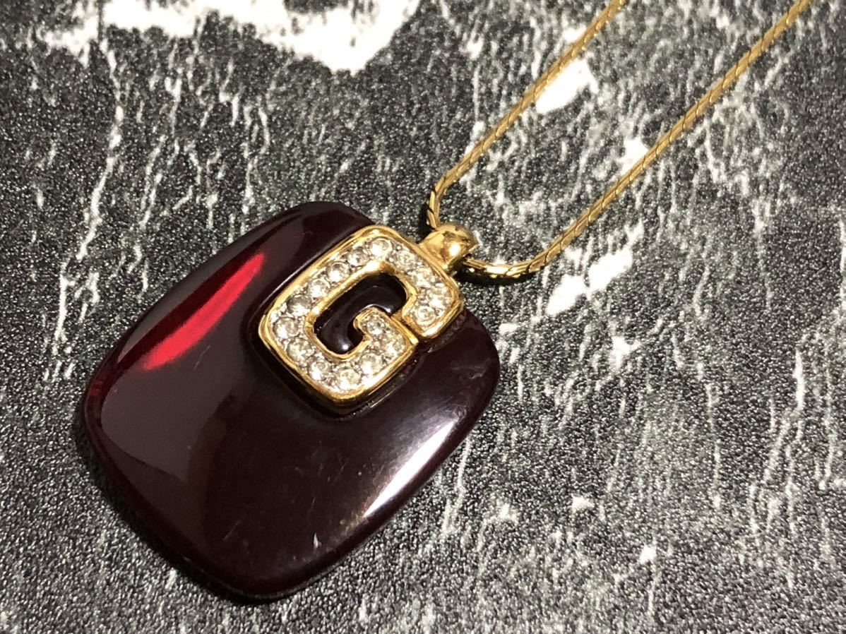 GIVENCHY　ジバンシィ　ストーン　ネックレス