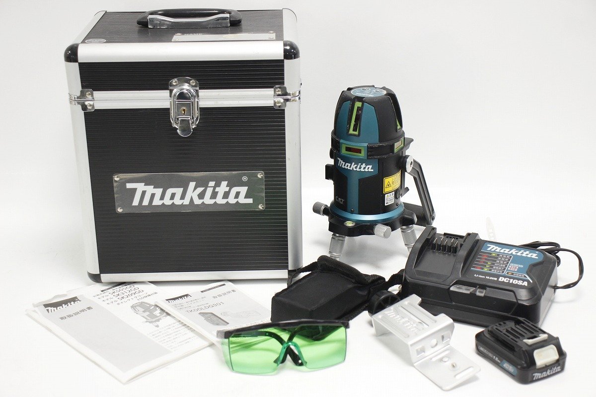 照射/受光確認済み makita マキタ SK505GD 充電式屋内・屋外兼用墨出し器 TK00LDG301 受光器・バイスセット 他 セット 1-E043X/1/160_画像1