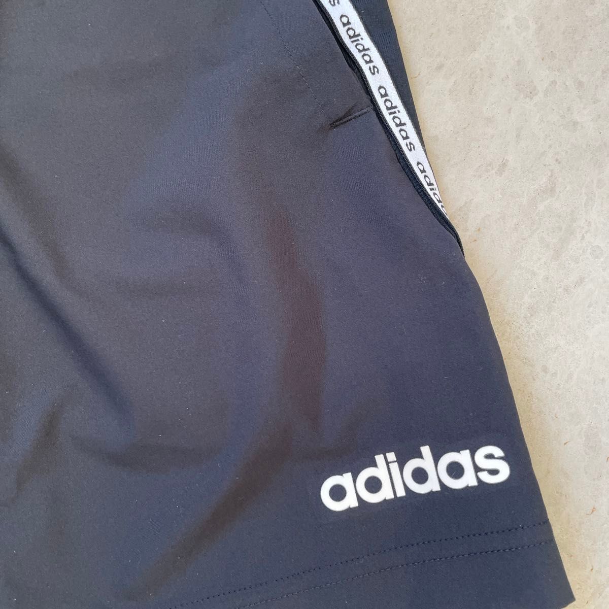 新品　アディダス　ハーフパンツ トレーニング メンズM adidas ショーツ/スポーツウェア ジム 黒