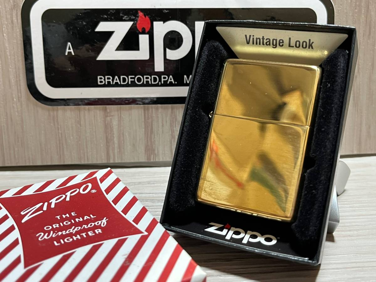 大量出品中!!【希少】未使用 2016年製 Zippo 'Vintage Look 1937' ゴールドカラー フラットトップ 鏡面 ジッポー 喫煙具 オイルライター_画像1