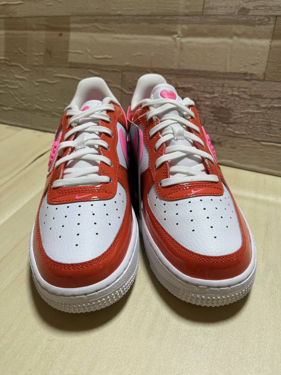 未使用 2023年製 NIKE AIR FORCE 1 LV8 1(GS) ナイキ エア フォース 1 ピンク VALENTINE’S DAY FD1031-600 US6Y / 24.0cm