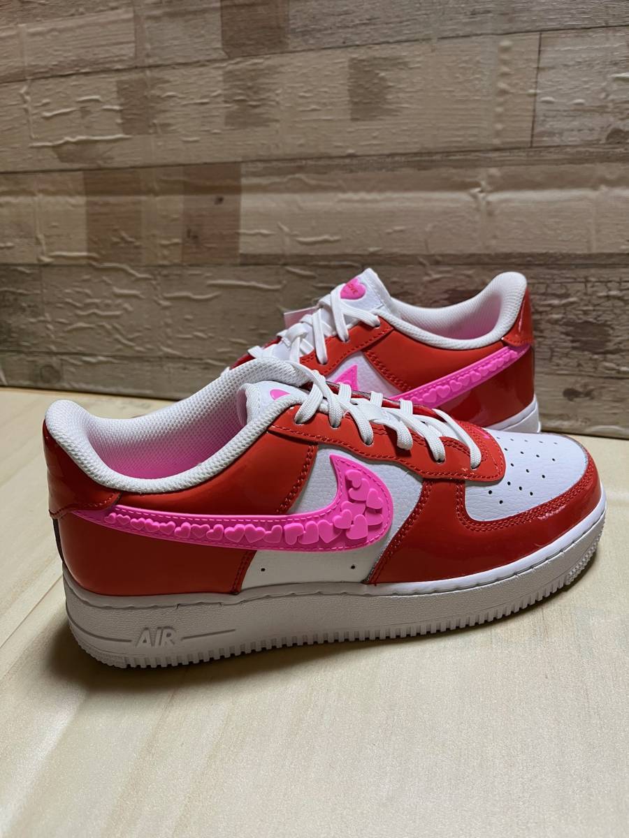 未使用 2023年製 NIKE AIR FORCE 1 LV8 1(GS) ナイキ エア フォース 1 ピンク VALENTINE’S DAY FD1031-600 US6Y / 24.0cm