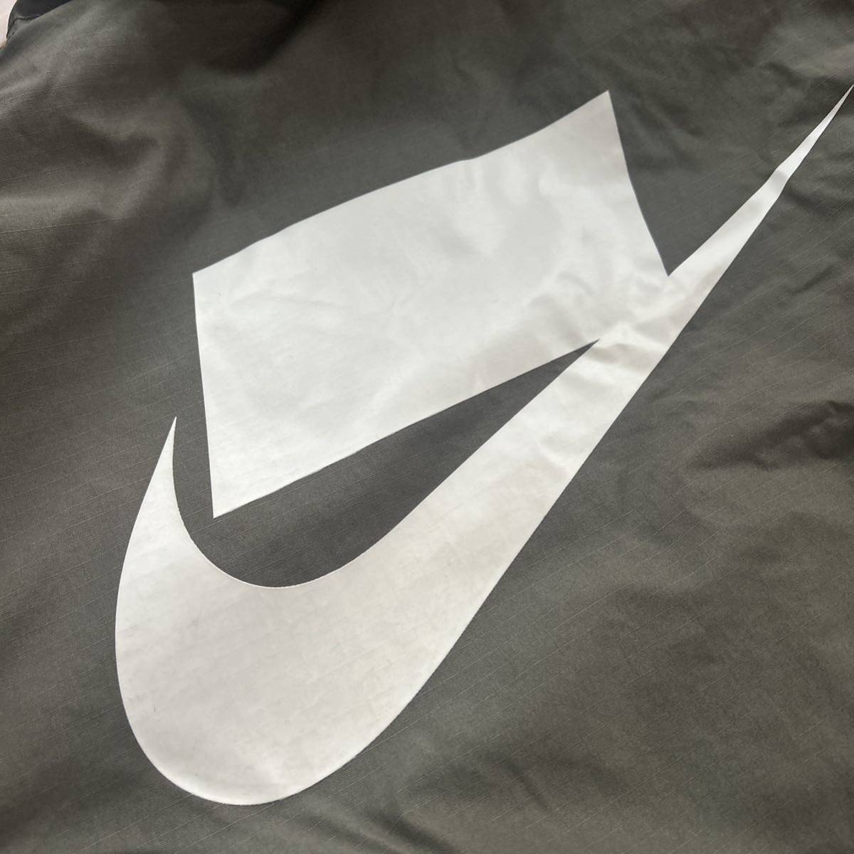 送料込み 美中古 Nike NSW シンセティックフィルパーカー M 送料込み 美中古 Nike NSW シンセティックフィルパーカー M