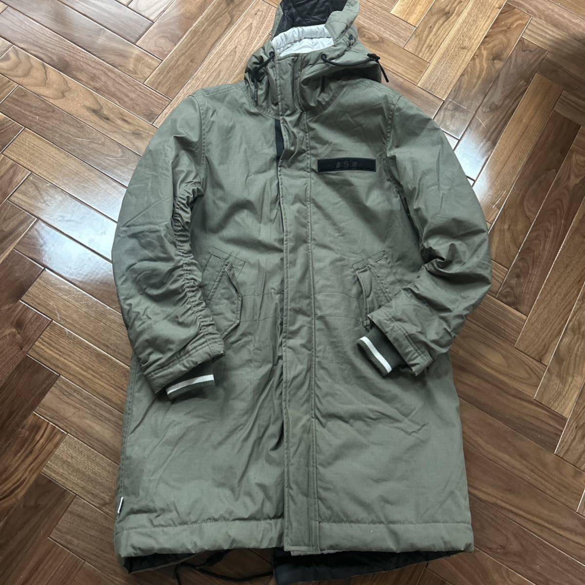 送料込み 美中古 Nike NSW シンセティックフィルパーカー M 送料込み 美中古 Nike NSW シンセティックフィルパーカー M