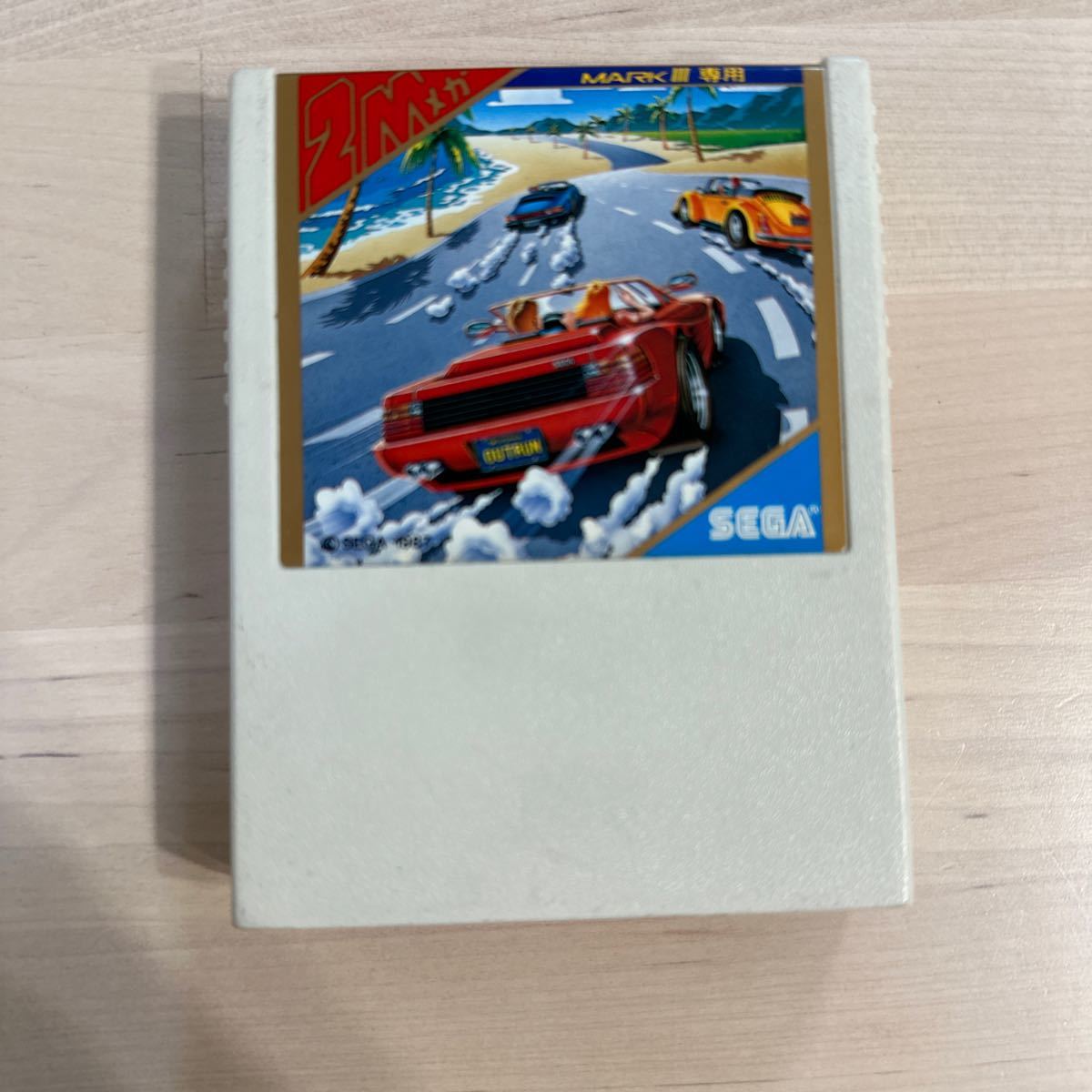 アウトラン　セガ　マークIII マスターシステム　ソフト　SEGA MARK III MASTER SYSTEM レトロゲーム　GOLD CARTRIDGE_画像1