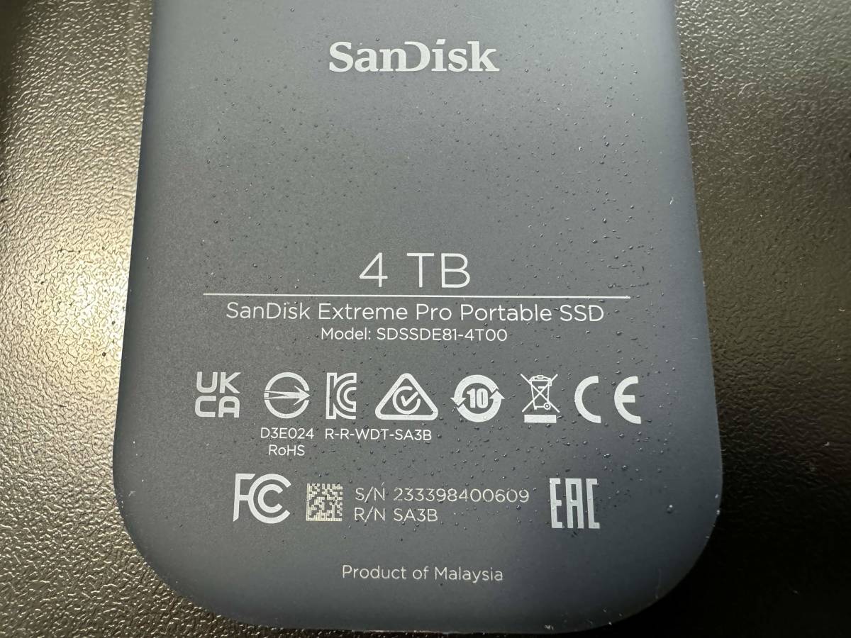 送料無料 SanDisk SSD 外付け 4TB USB 3.2 Gen 2x2 最大2000MB/秒 防滴防塵 SDSSDE81-4T00-GH25 エクストリームプロ ポータブルSSD V2_画像3