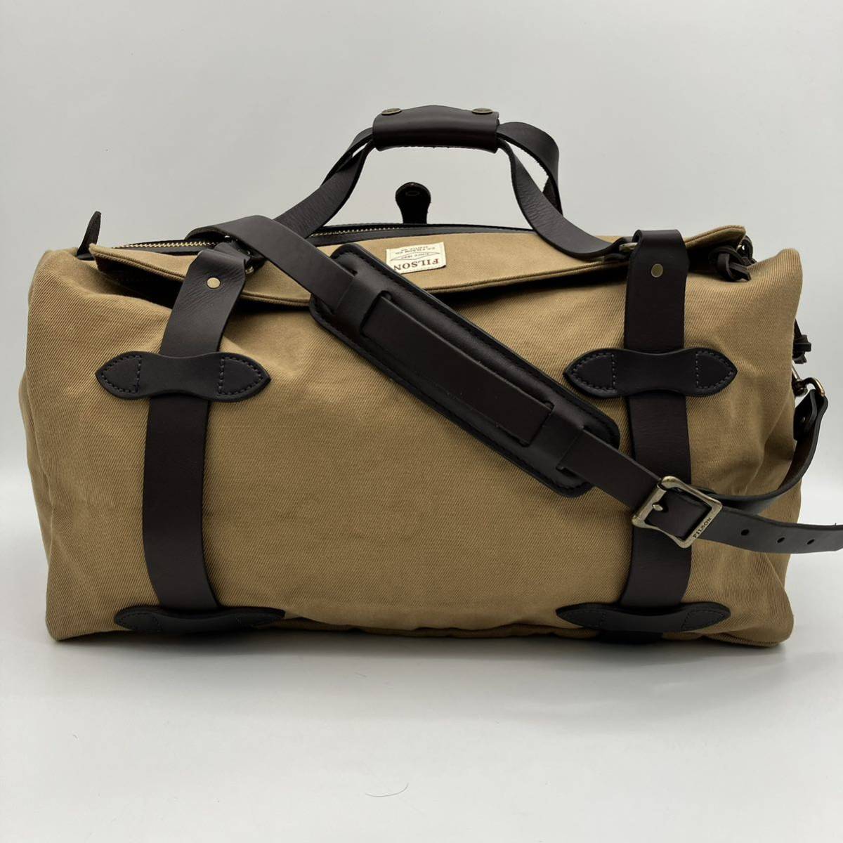 ほぼ新品】FILSON フィルソン ミディアム ラギッドツィル ほぼ新品】FILSON フィルソン ミディアム ラギッドツィル