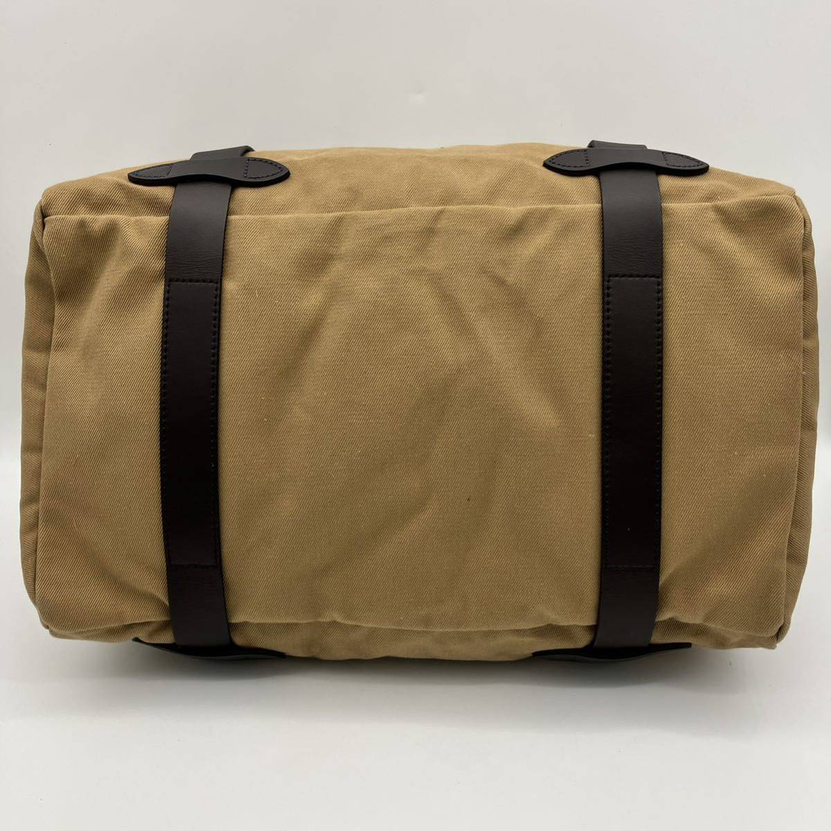 ほぼ新品】FILSON フィルソン ミディアム ラギッドツィル ほぼ新品】FILSON フィルソン ミディアム ラギッドツィル