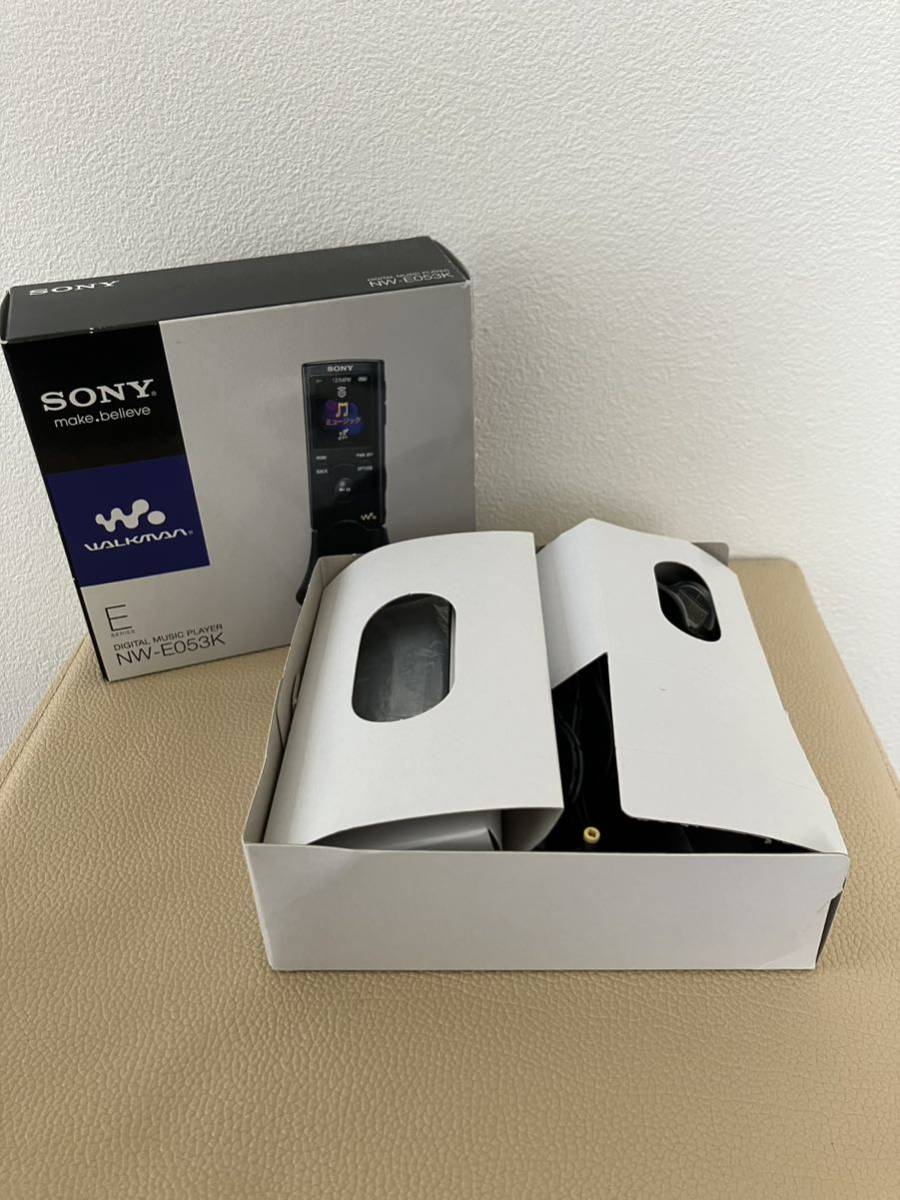sony walkman NW-E053K 4GB 動作確認済み　美品　送料無料　ソニー　ウォークマン　ブラック_画像3